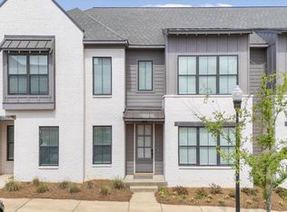 300 Stillwater Ln, Oxford, MS 38655