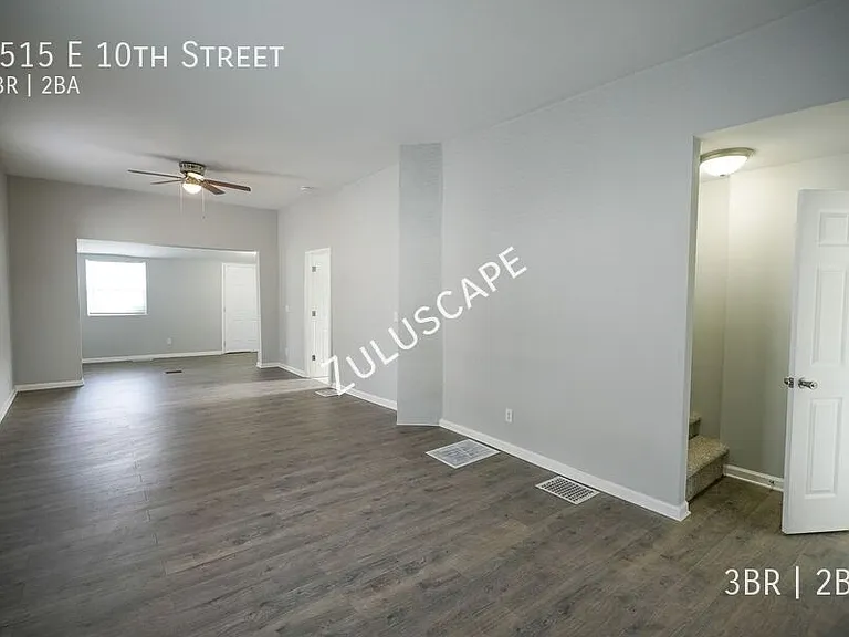 3515 E 10th St — Photo 4