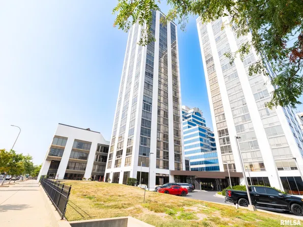 125 SW Jefferson St #W27a, Peoria, IL 61602