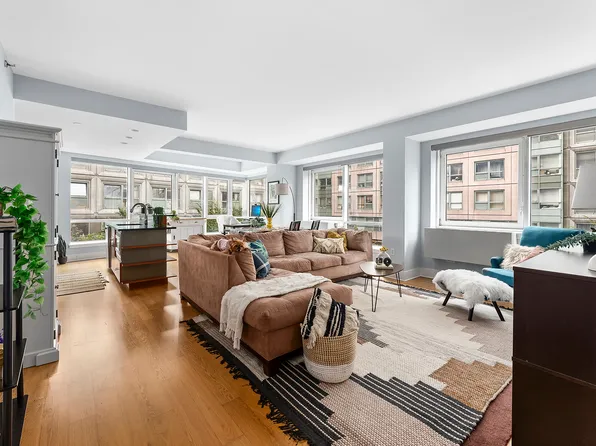 440 Kent Avenue image 1 of 12