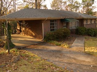 8952 Glenridge Dr, Birmingham, AL 35206