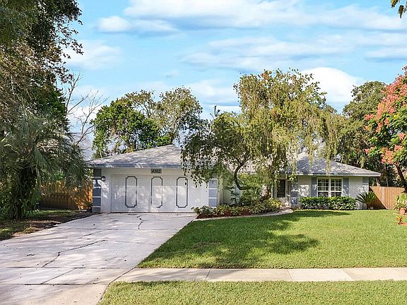 2nd image of 4302 Winderlakes Dr