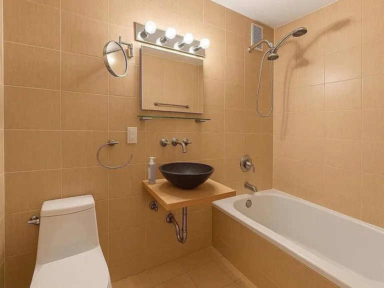 3903 Nostrand Ave #110 — Photo 10