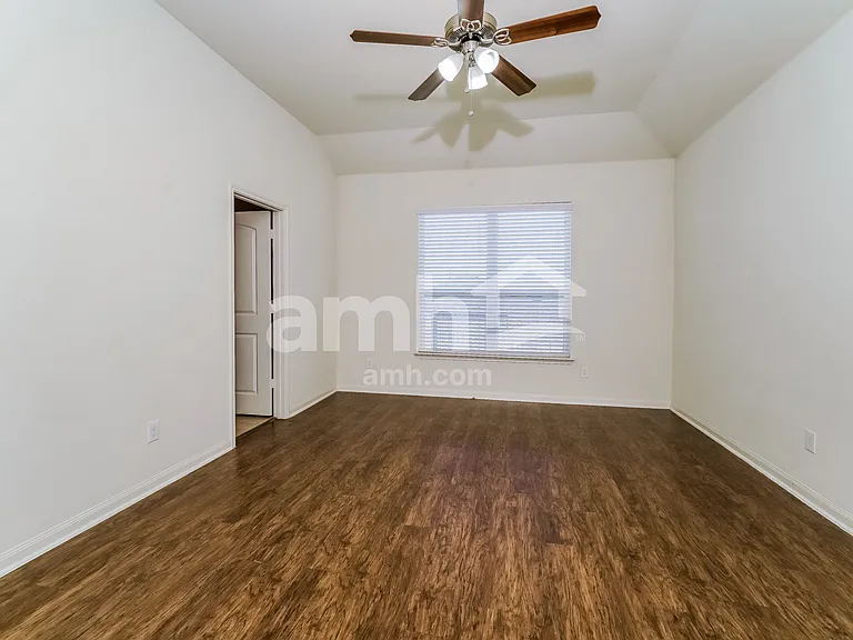 19904 Woodrow Wilson St — Photo 10