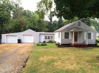 1360 Grandview Ave, Heath, OH 43056