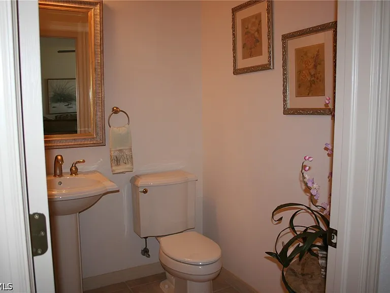20728 Tisbury Ln — Photo 29