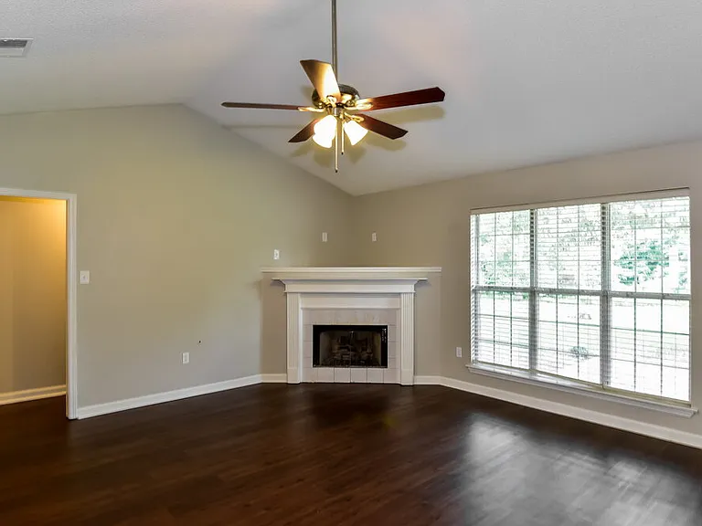 7576 Delta Lakes Blvd — Photo 4
