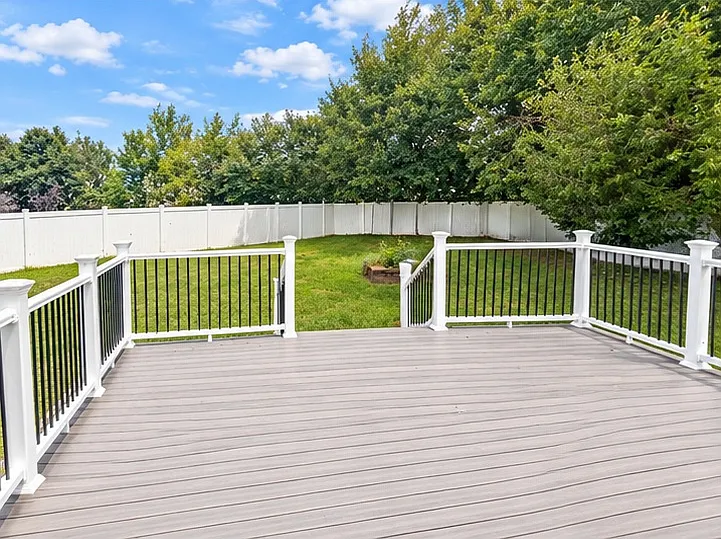 3 bed, 1624 sqft, $2,300 — Photo 3