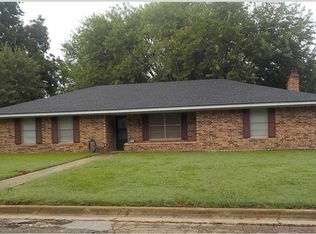 1013 Fairway Ln, Mexia, TX 76667