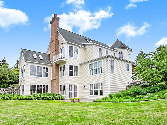 3rd image of 5775 Stonebridge Dr SW