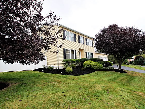 4th image of 1800 Ironwood Dr