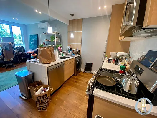 Rented by Brooklyn Rentals NYC | media 8