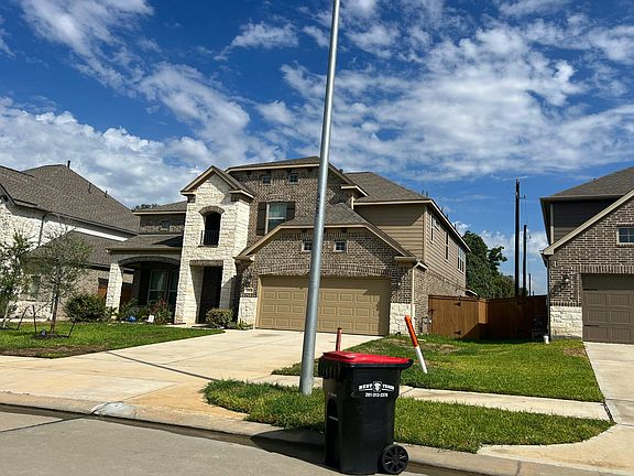 2nd image of 32826 Chase William Dr