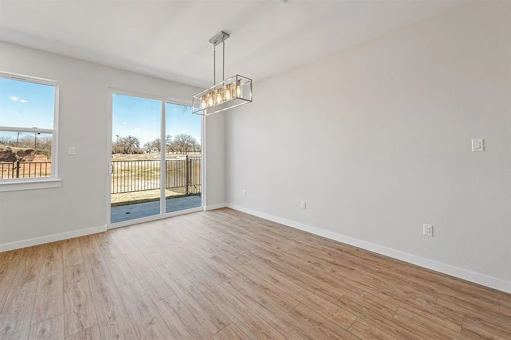 532 Galt Drive - 1 — Photo 3