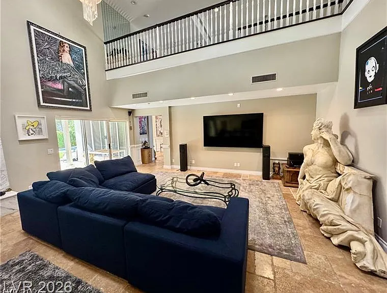 3160 Bel Air Dr — Photo 15