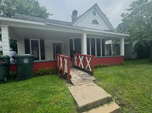 1220 W 1st St, Owensboro, KY 42301