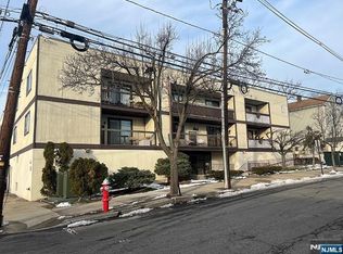 19 Plauderville Ave APT 110, Garfield, NJ 07026