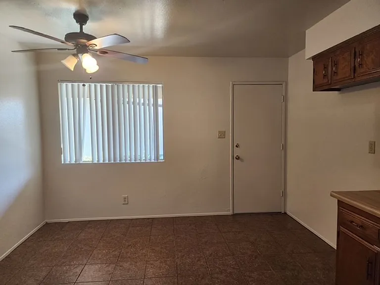 5901 Ming Ave #4 — Photo 7