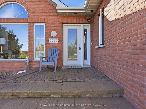 3rd image of 3370 Front Rd
