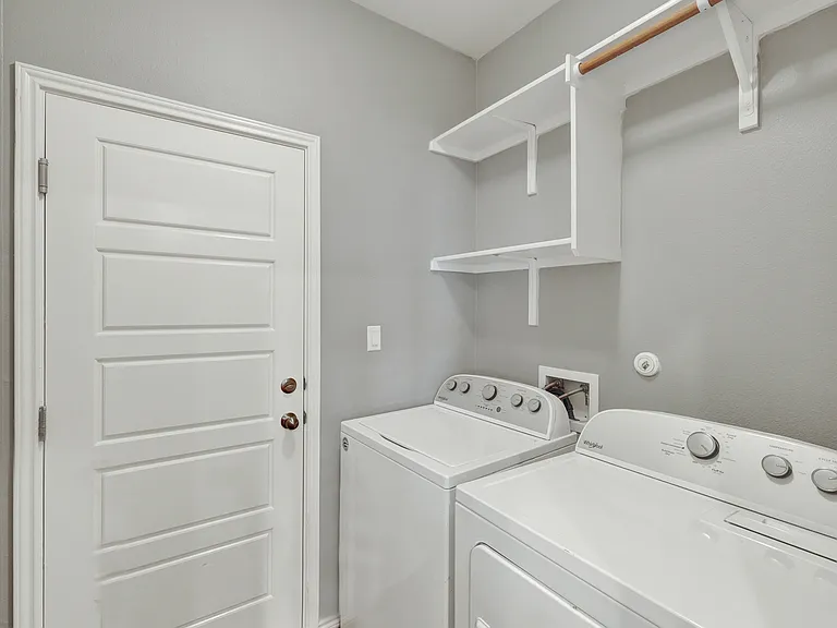 128 Sage Meadows Dr — Photo 14