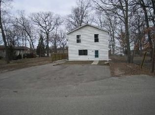 4277 Lotus Dr, Waterford, MI