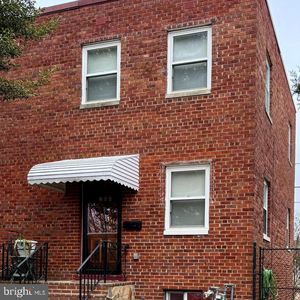 622 S Henry St, Alexandria, VA, 22314