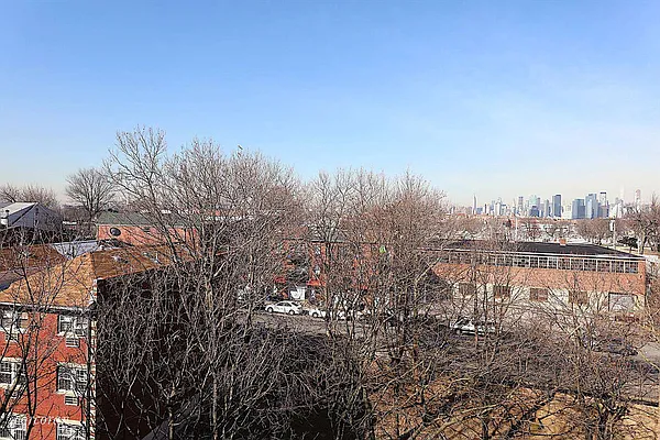 Rented by Corcoran | media 24