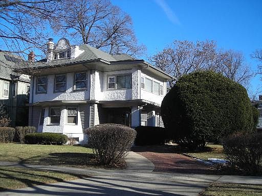1st image of 136 Wesley Ave