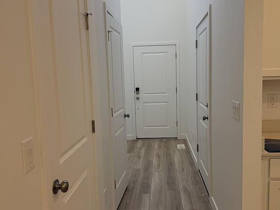 4th image of 1526 W Bright Eyes Ln
