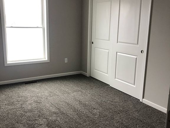 4th image of 18528 Barrington Dr