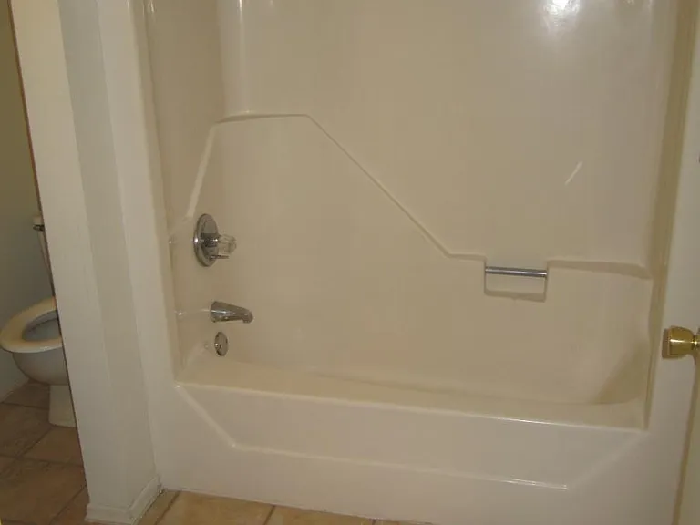 Surround Tub