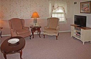 4th image of 142 Dalton Dr