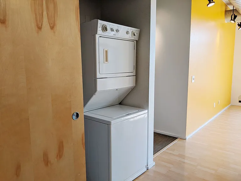 Mercury - Residential — Photo 108