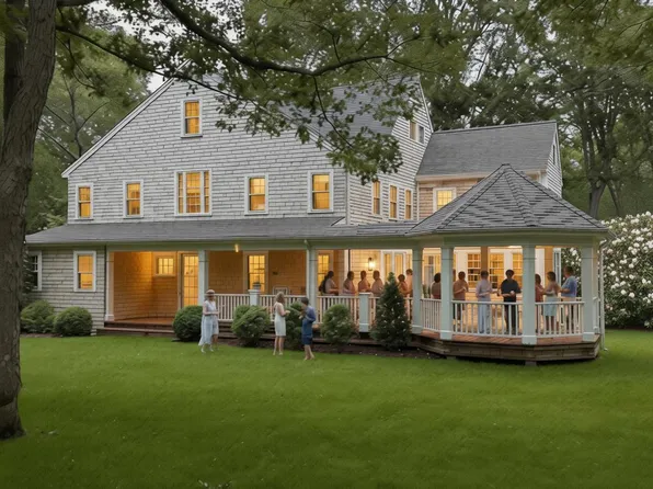 735 Franklin St, Tisbury, MA 02568