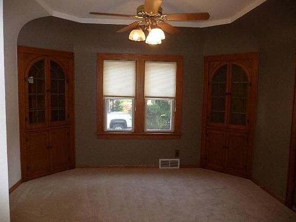 2nd image of 10040 W Edgerton Ave