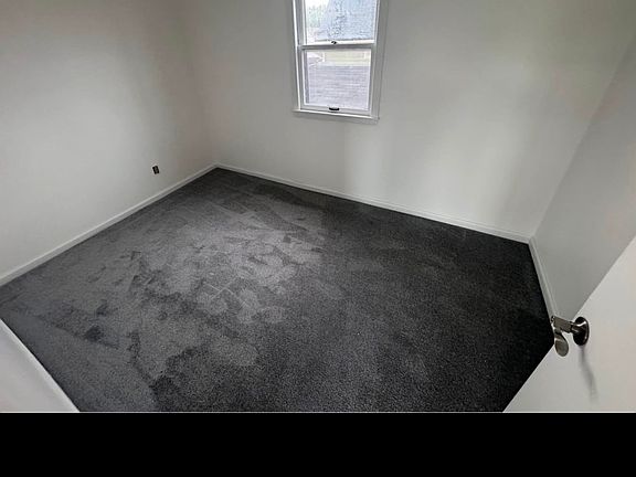 3rd image of 2912 S Chicago Ave
