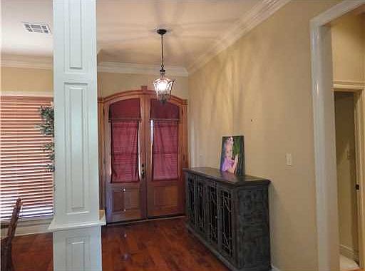 4th image of 5902 Lynzee Dr