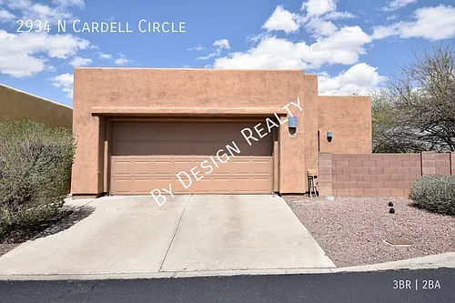 2934 N Cardell Cir Photo 1