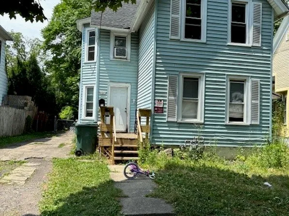 137 Cameron St, Rochester, NY 14606