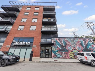 2045 W Concord Pl APT 301, Chicago, IL, 60647