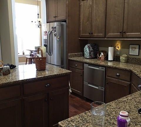 5th image of 267 Villager Dr