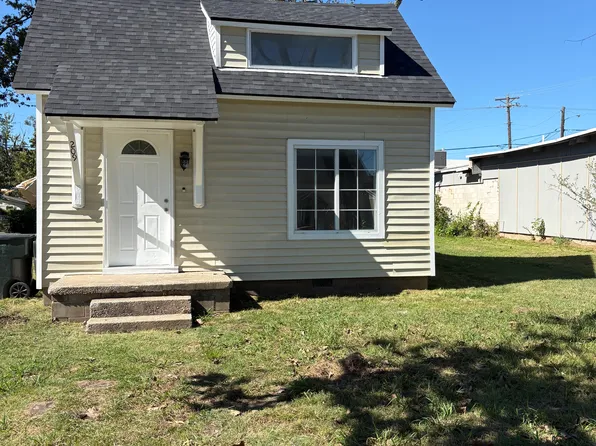 209 S Normal Ave, Claremore, OK 74017