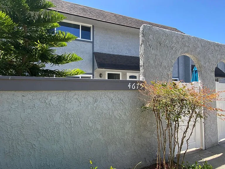 4675 Twintree Dr #5 — Photo 1