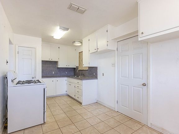 5th image of 3005 Eastland Ave