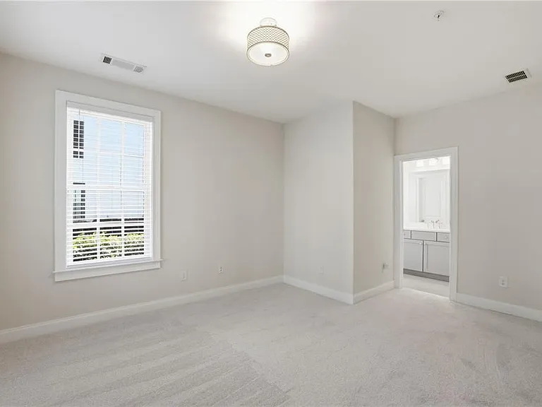 6572 Aria Village Dr — Photo 6