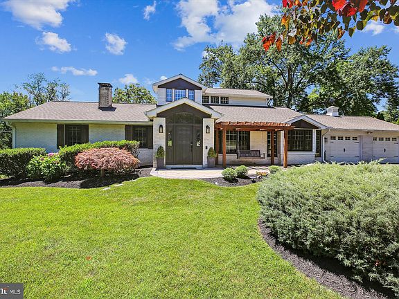 3rd image of 24908 Dunnavant Dr