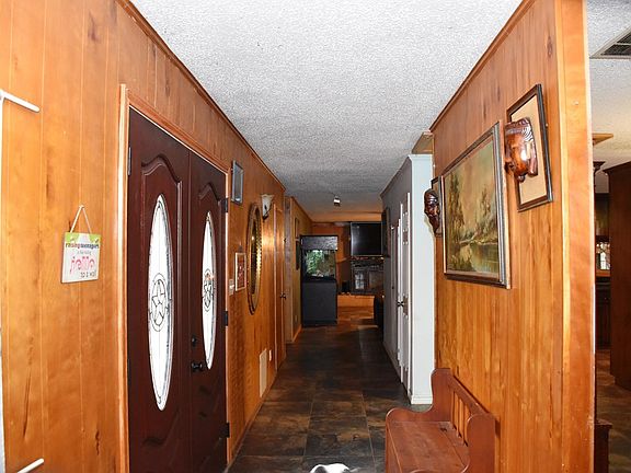 3rd image of 108 Sequoia Dr