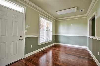 4th image of 2236 Capital Cir NE Suite 106