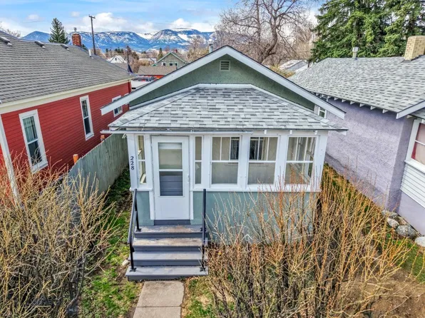 228 S K St, Livingston, MT 59047