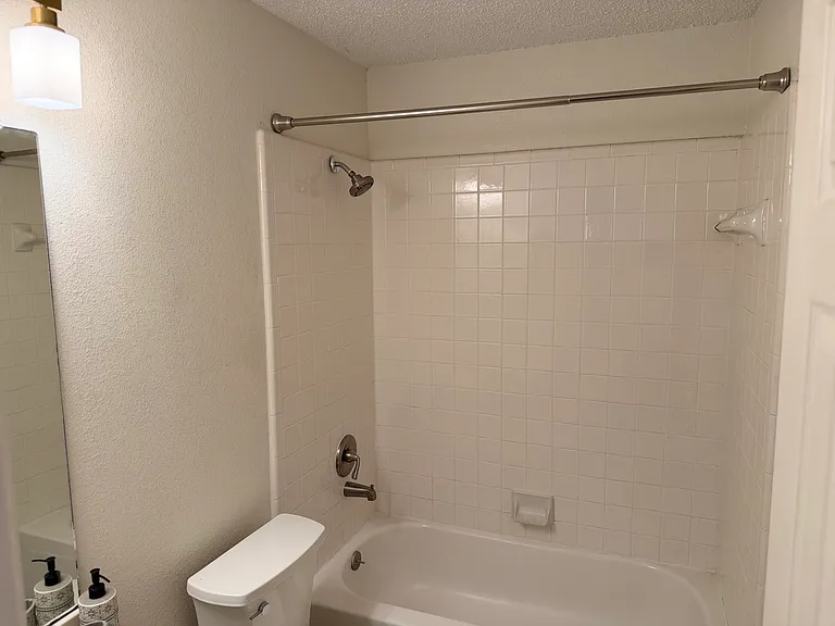 2305 Austin Dr — Photo 4